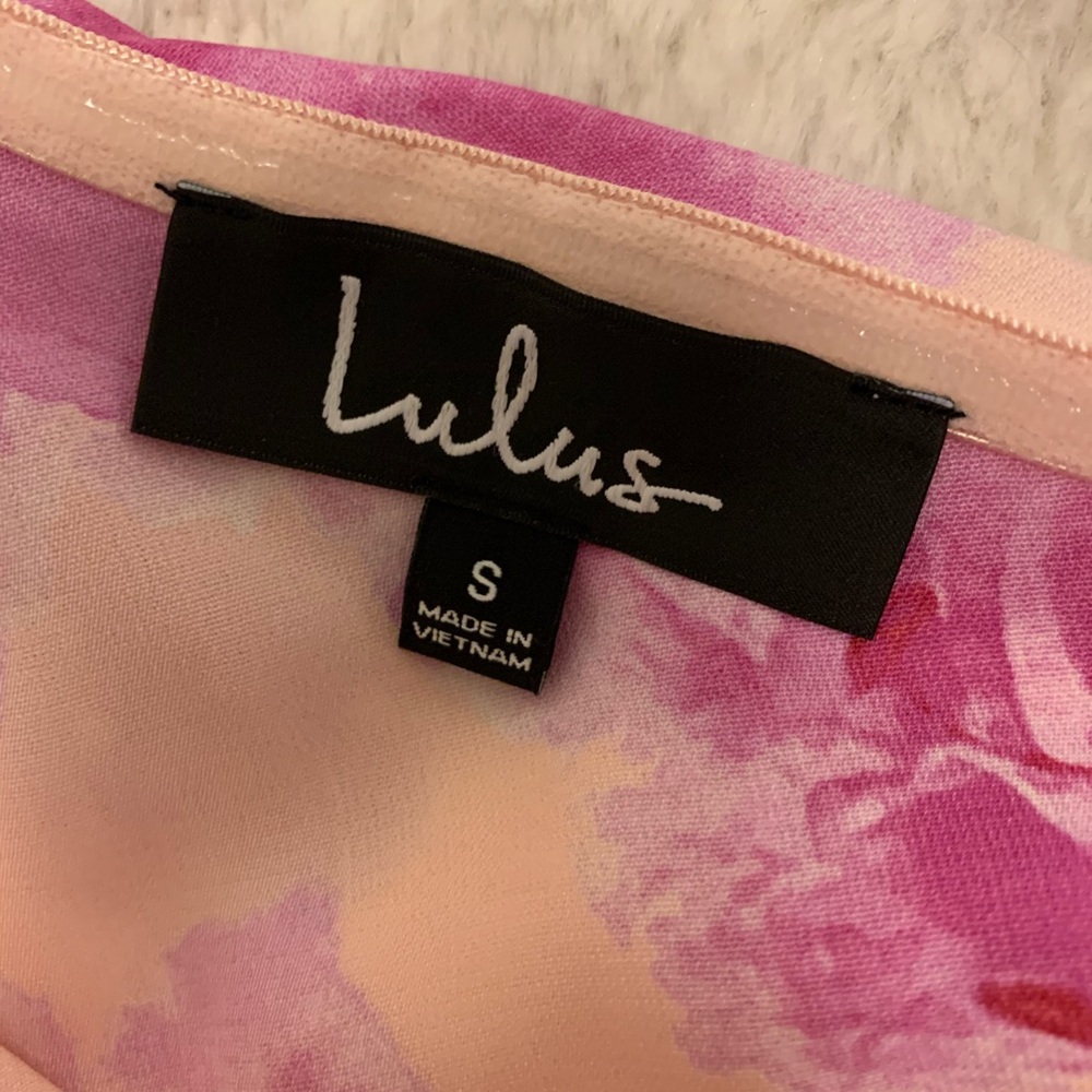 Lulu’s romper - Picture 2 of 2